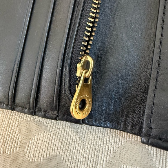 Marc Jacobs Wallet - Picture 7 of 13